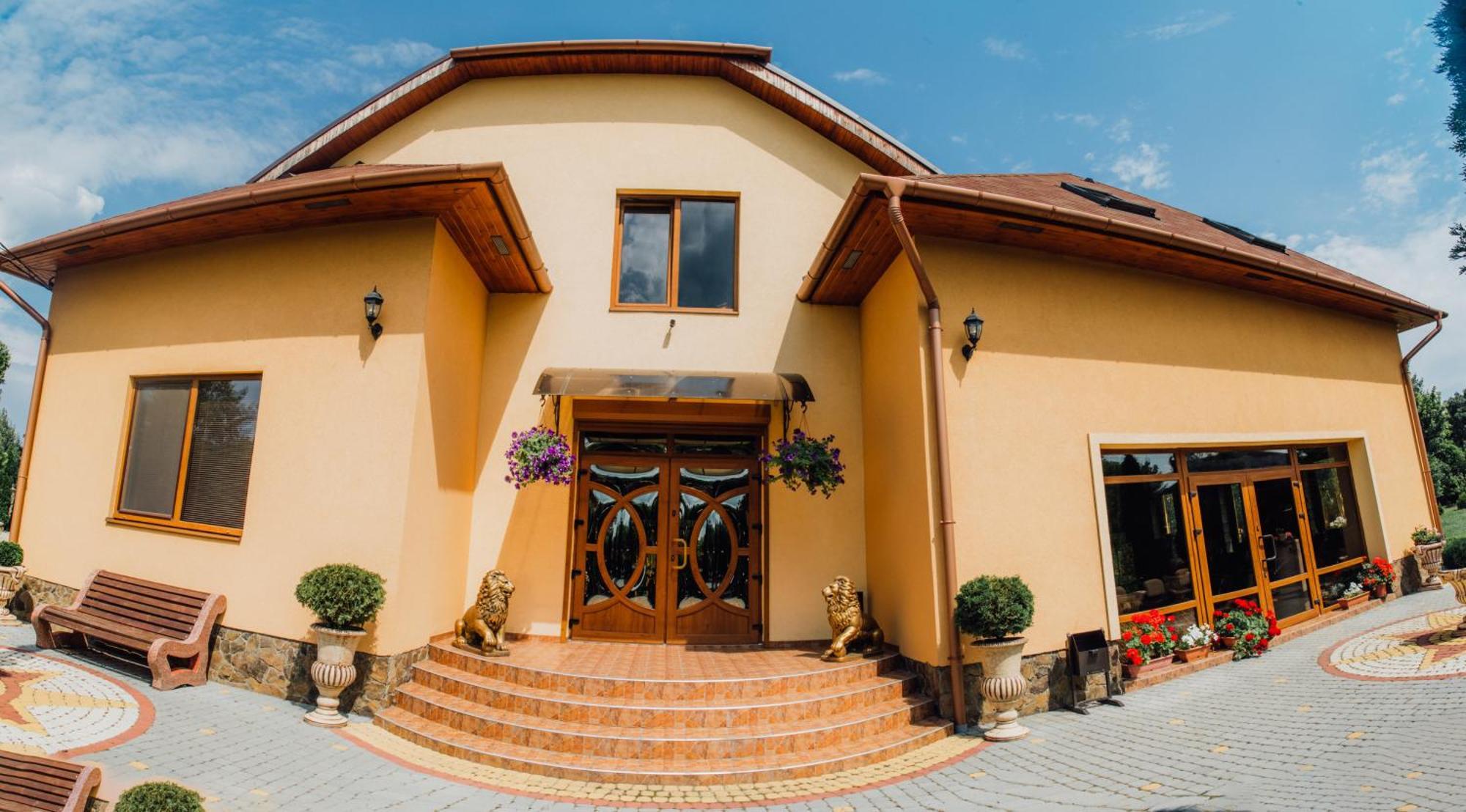 Villa Fenix Berehove  Exterior foto
