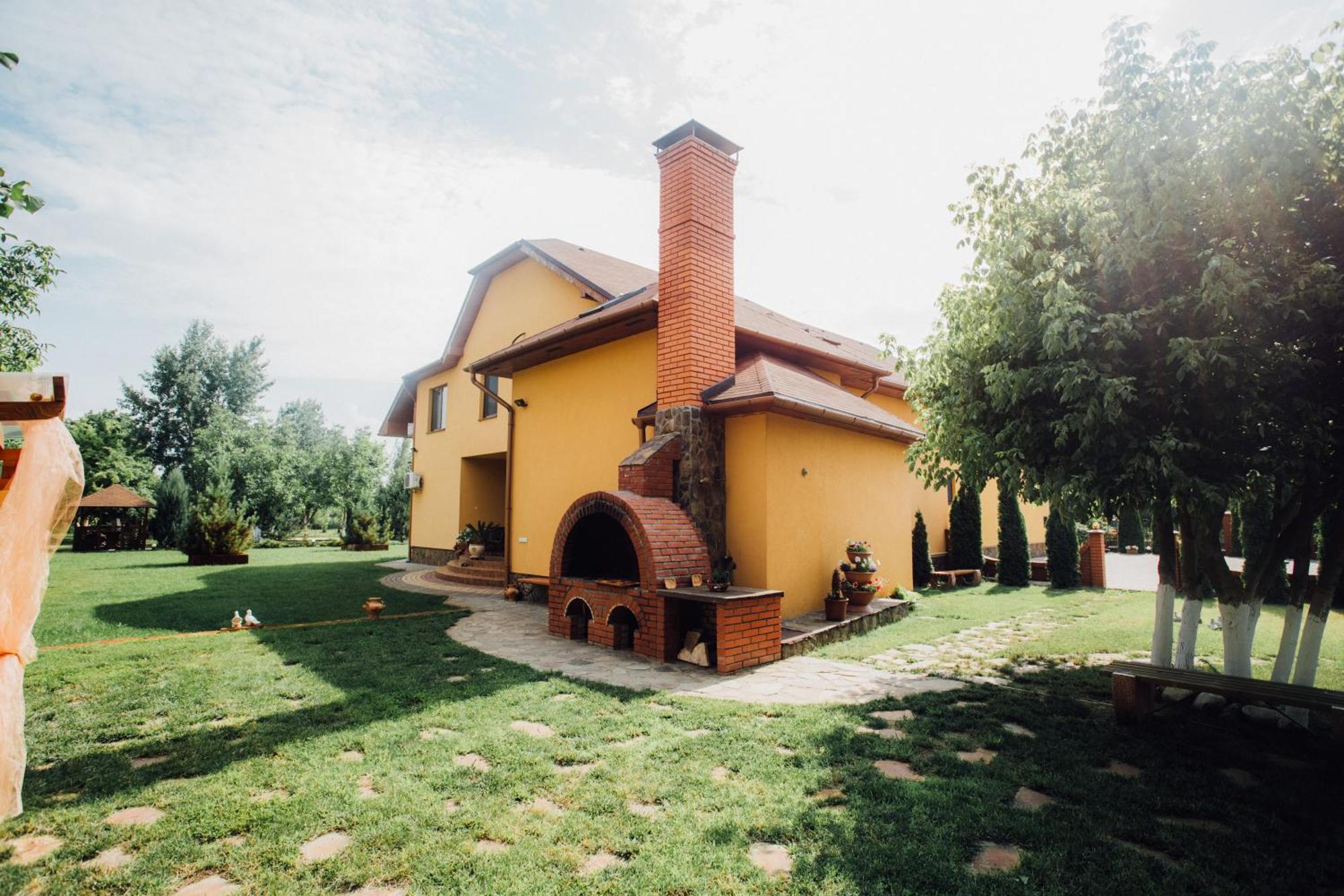 Villa Fenix Berehove  Exterior foto